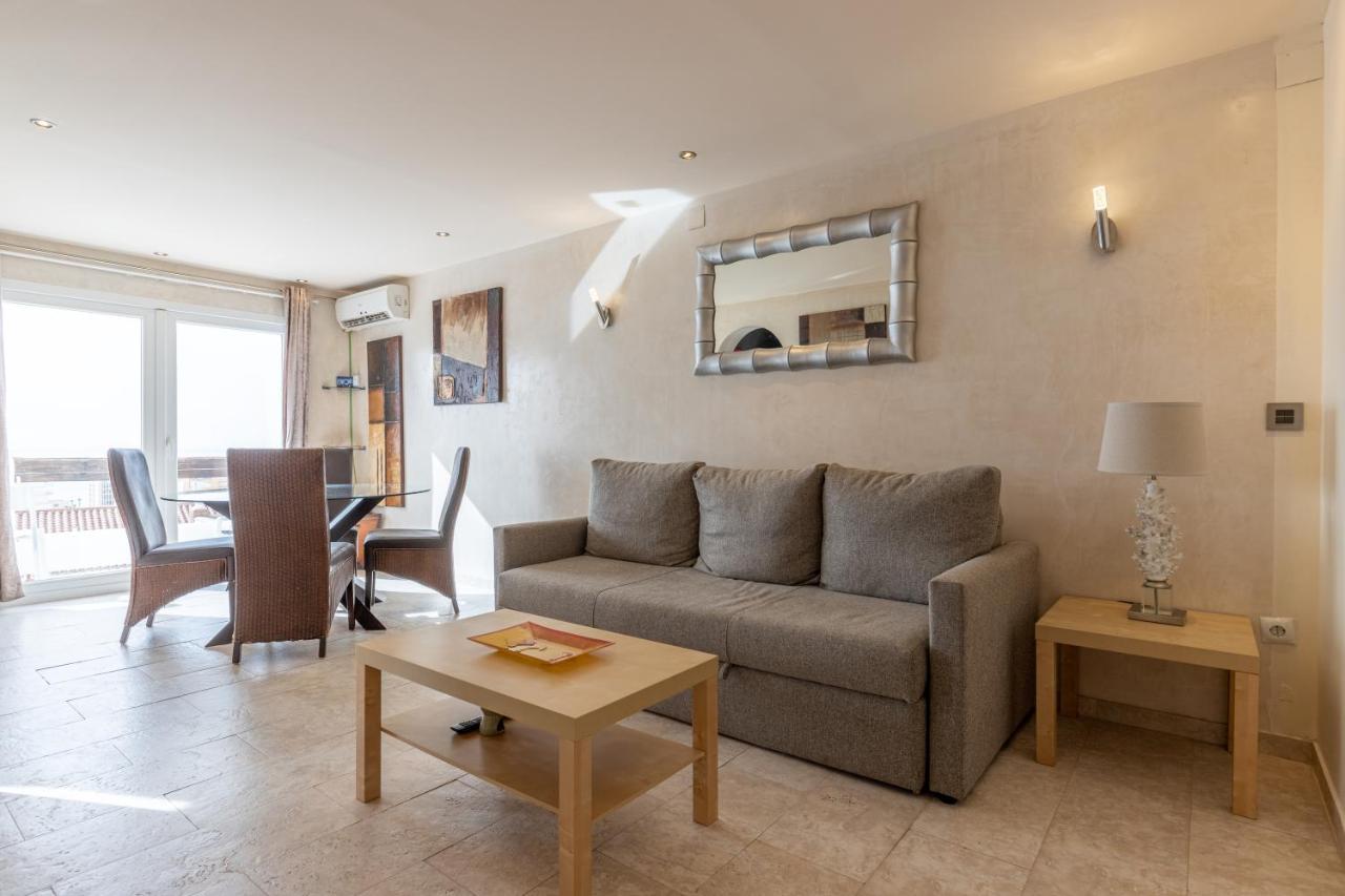 Seabreeze Carihuela Apartment Торремолінос Екстер'єр фото