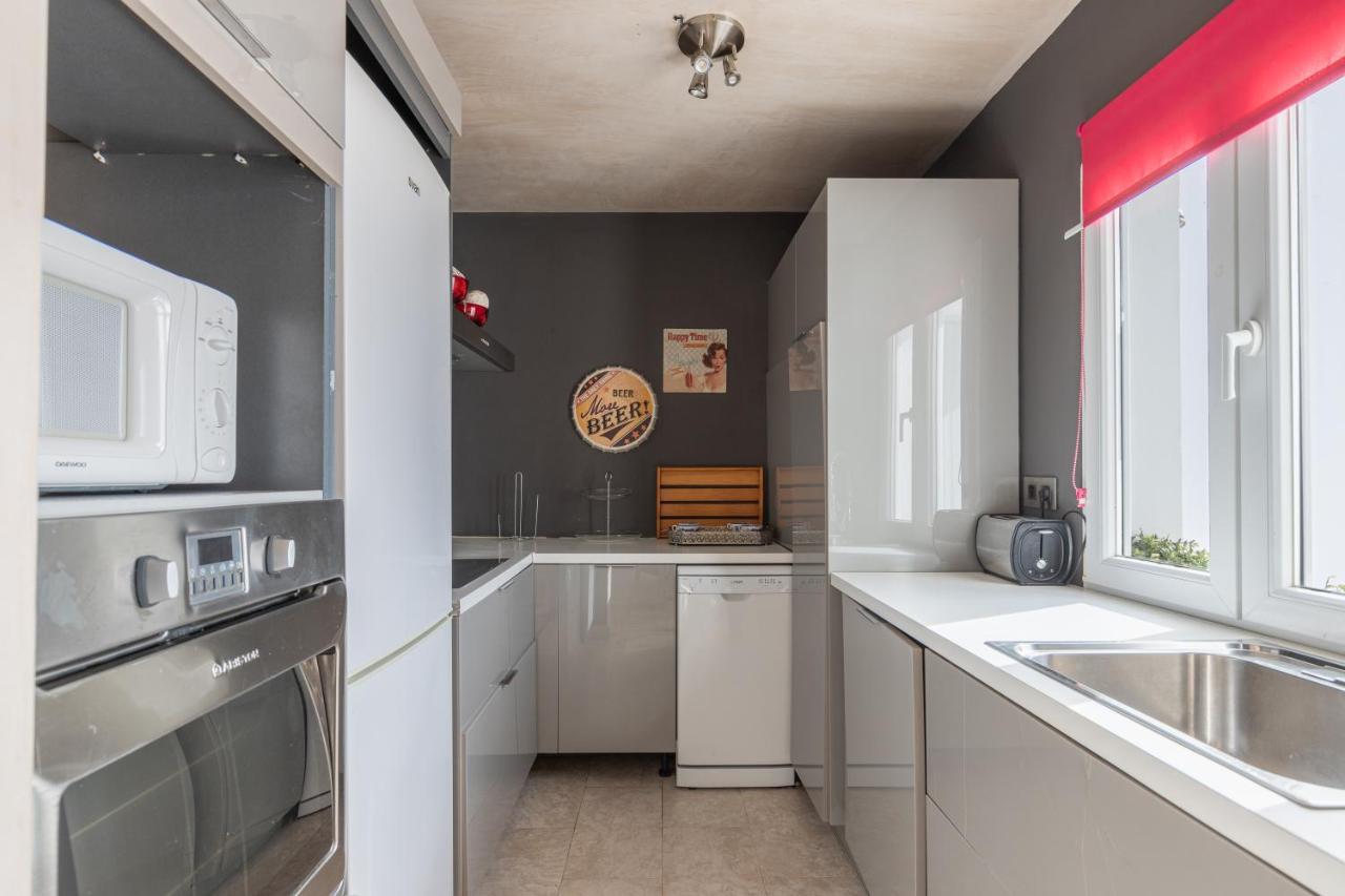 Seabreeze Carihuela Apartment Торремолінос Екстер'єр фото